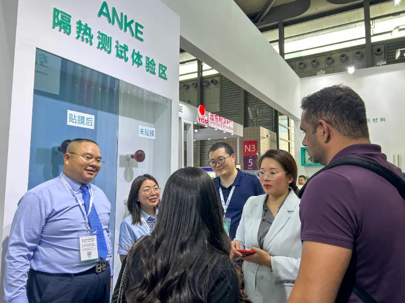 anke-china-glass-exhibition-concludes-with-accolades_04.png
