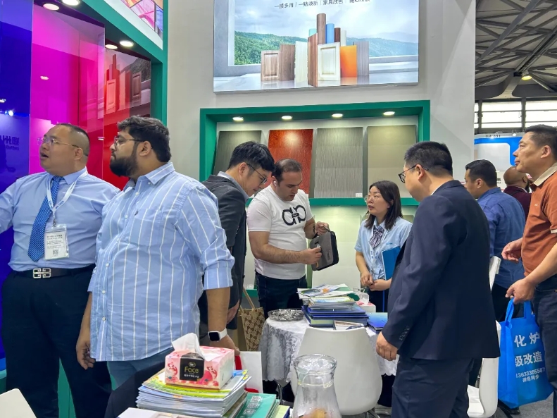 anke-china-glass-exhibition-concludes-with-accolades_12.png